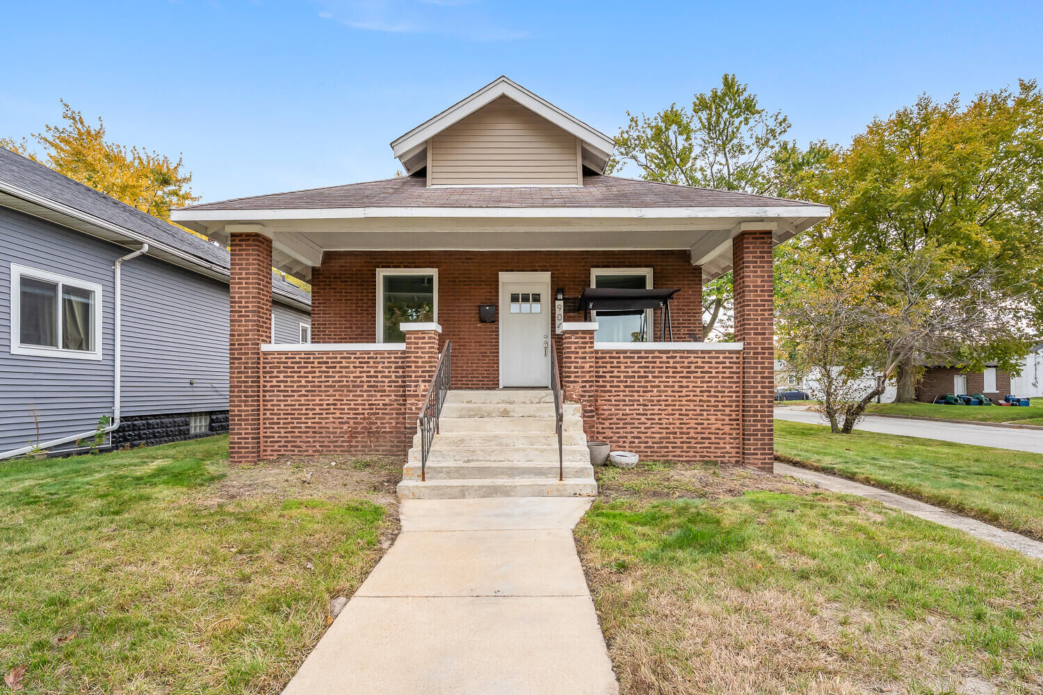 Property Photo: 904 Field Street IN 46320