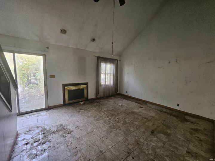 Property Photo: 5799 Jeffrey Lane IN 47630