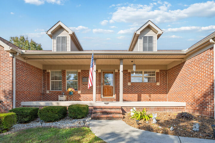 Property Photo: 1162 Ferry Road KY 42503