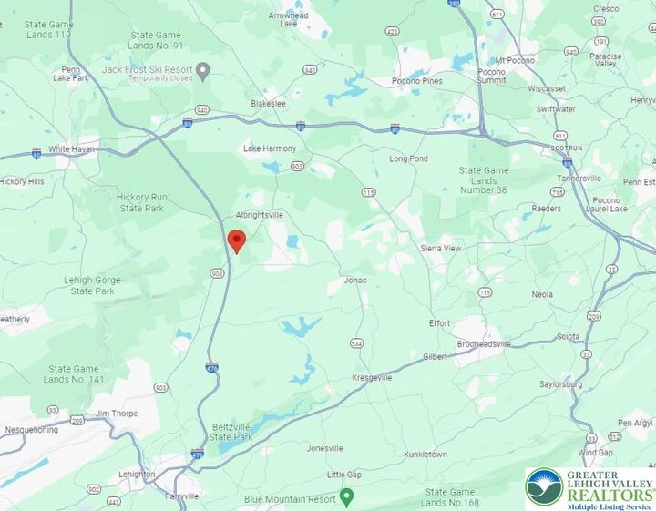 Property Photo: 54 Buttonwood Drive PA 18229