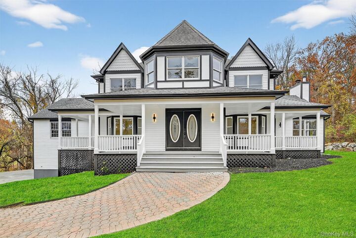 Property Photo:  33 Crystal Farm Road  NY 10990 