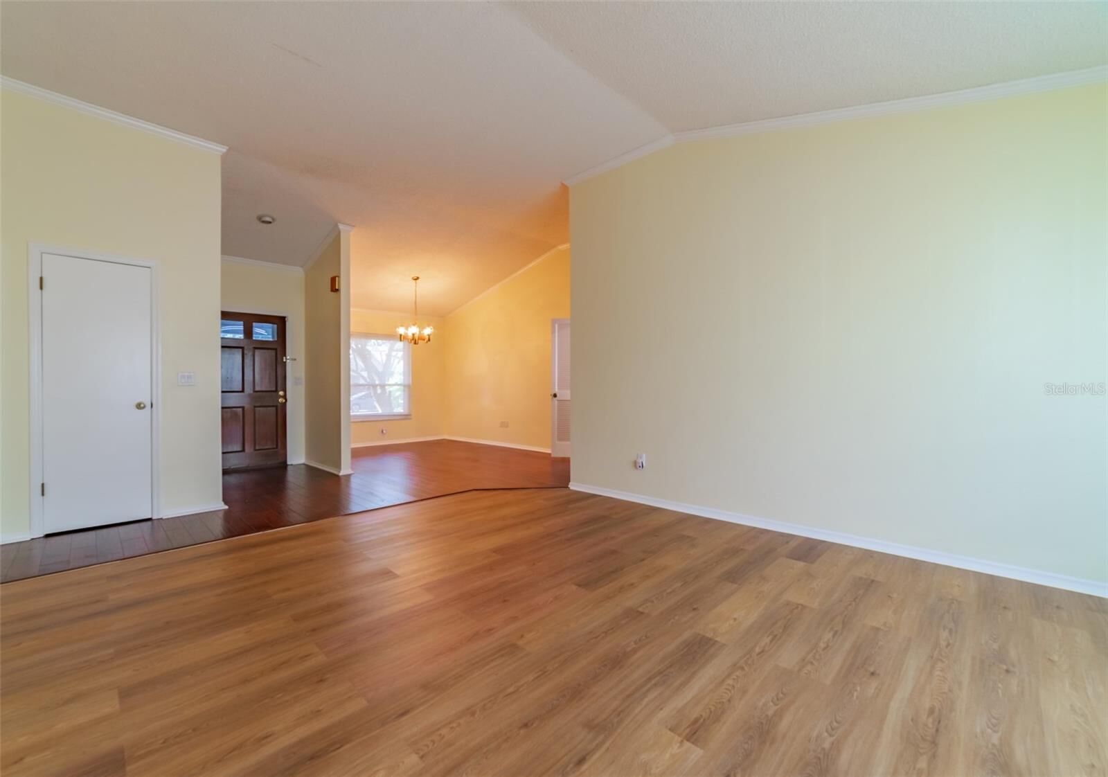 Property Photo:  9430 Pebble Glen Avenue  FL 33647 