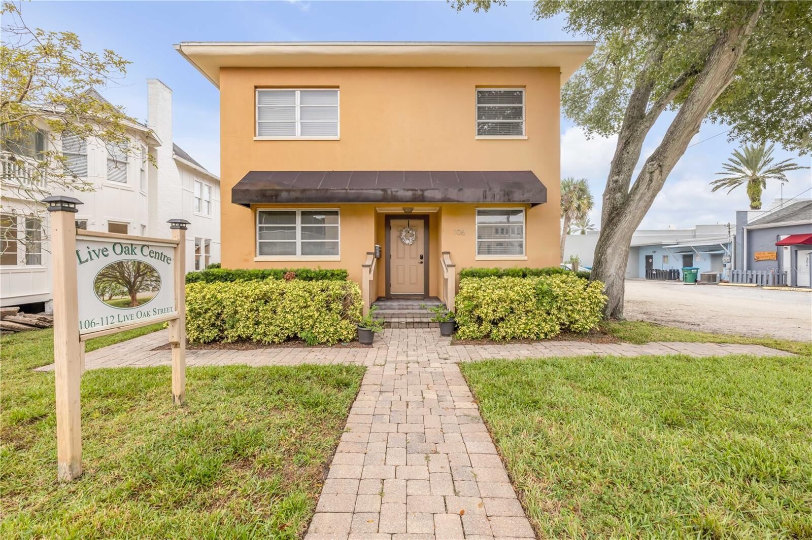 Property Photo:  106 Live Oak Street  FL 32168 