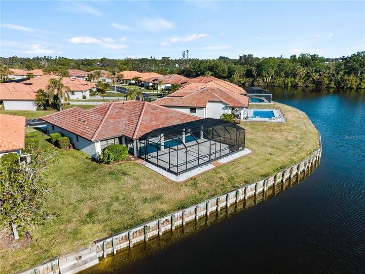 Property Photo:  1946 Cove Pointe Drive  FL 34293