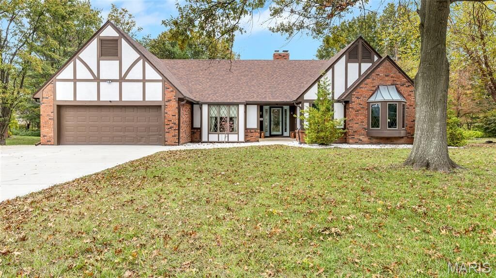 Property Photo:  4 Shady Oak Lane  IL 62298 