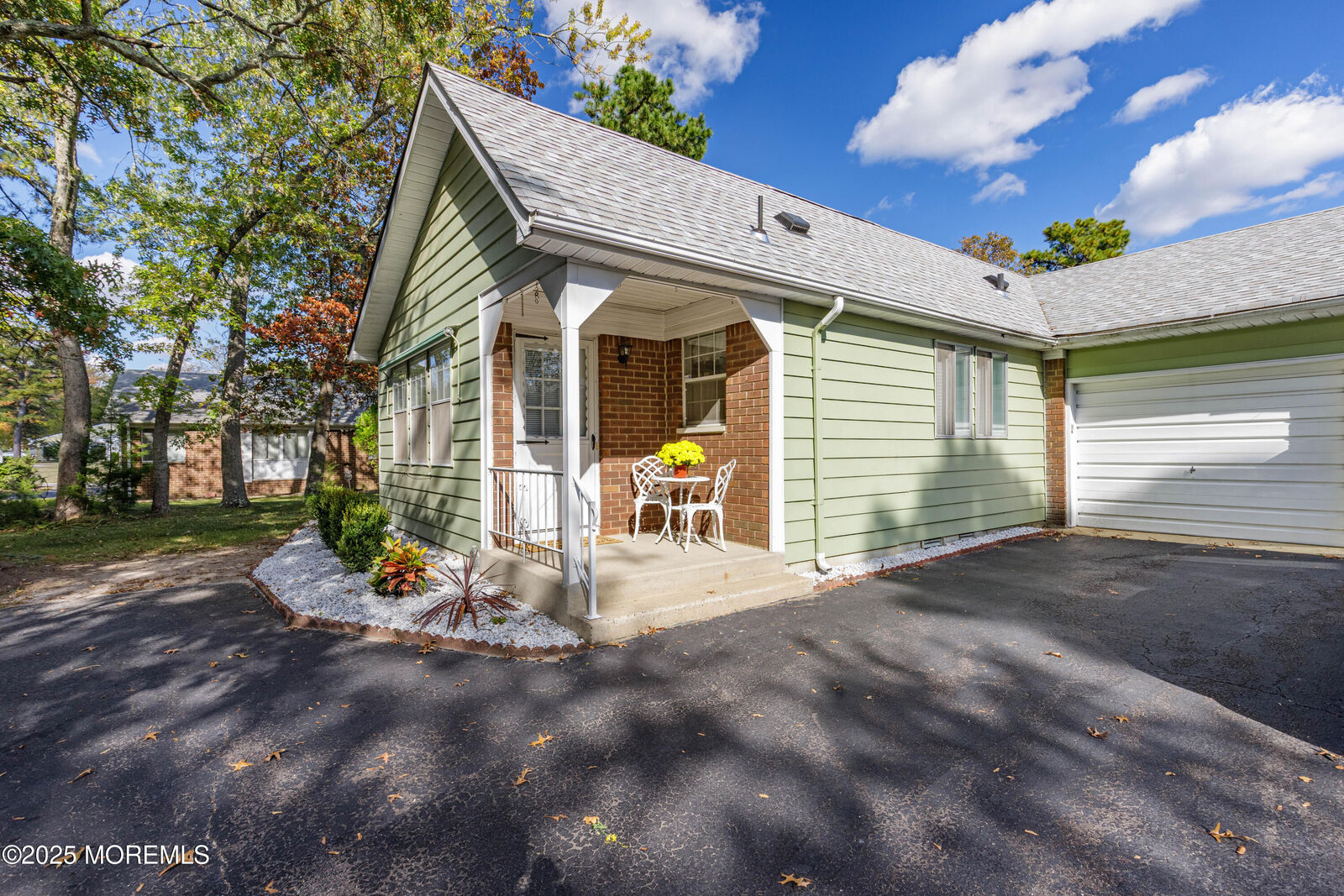 Property Photo:  7 Lexington Drive D  NJ 08759