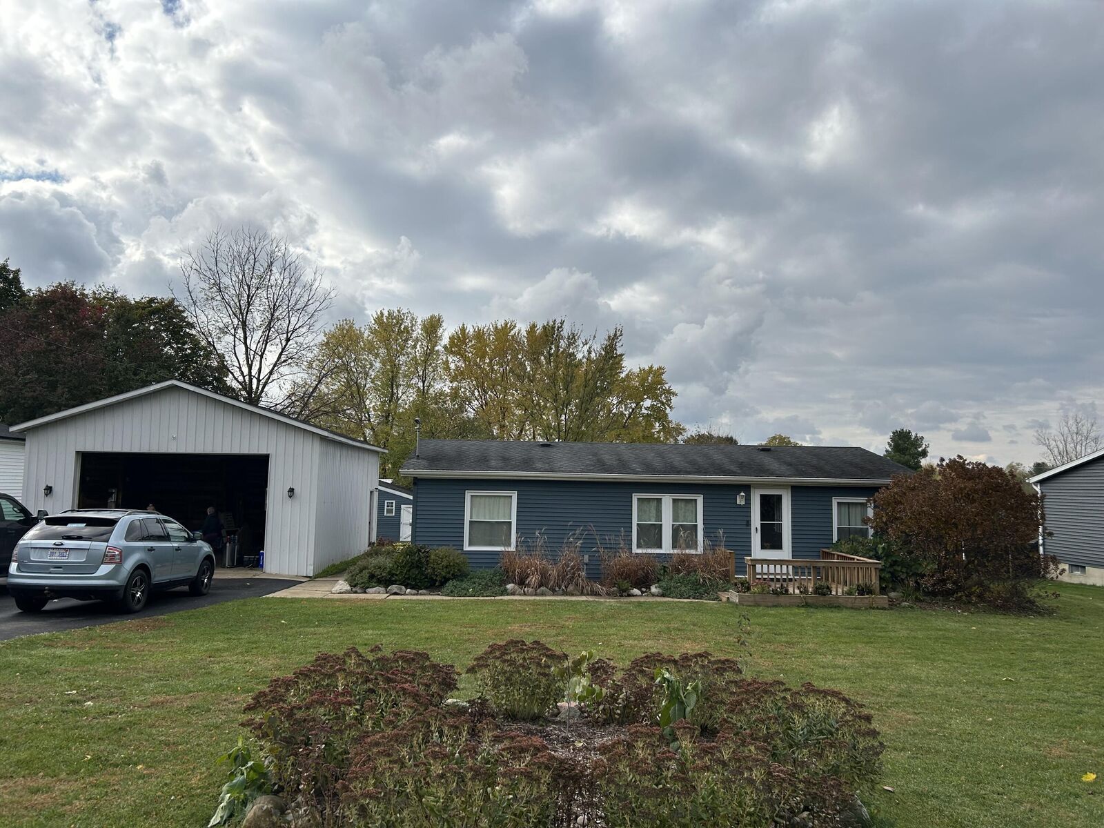 Property Photo:  386 Kenneth Drive  MI 49080 