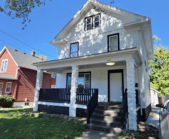 Property Photo: 616 2nd Avenue IL 60505
