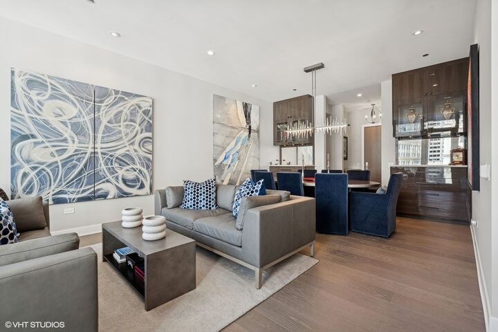 Property Photo:  403 N Wabash Street 15B  IL 60611