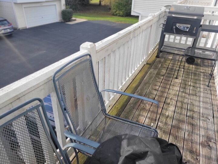 Property Photo: 4605 Sawgrass Boulevard IL 60083