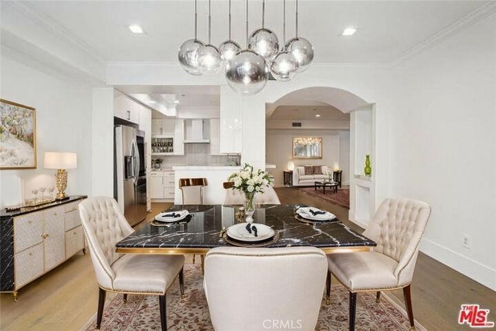 Property Photo:  1861 Veteran Avenue 101  CA 90025 