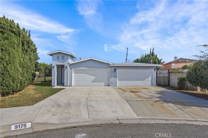 9175 Sabre Lane  Westminster CA 92683 photo