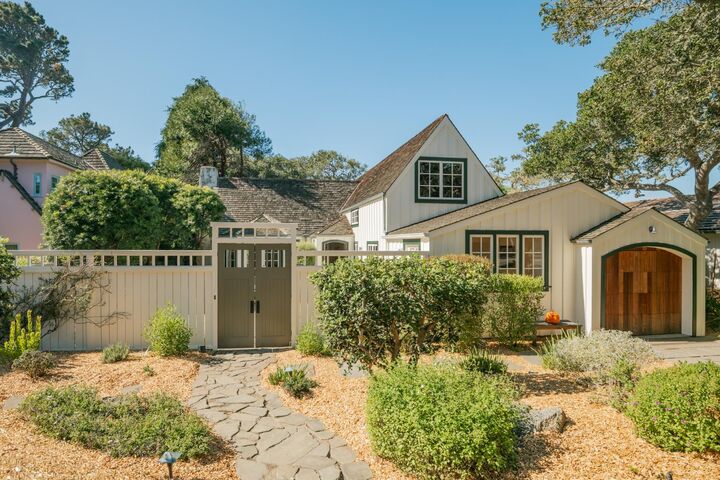 4 SW Camino Real  Carmel CA 93923 photo