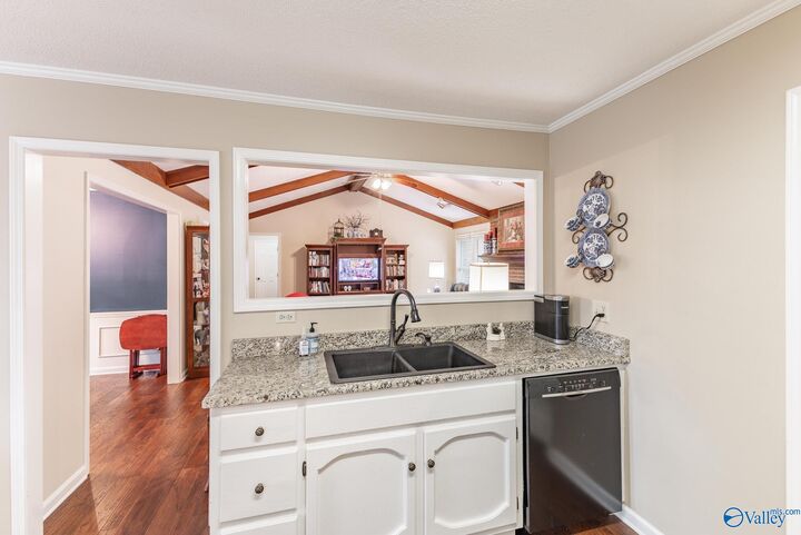 Property Photo: 1126 Way Thru The Woods AL 35603