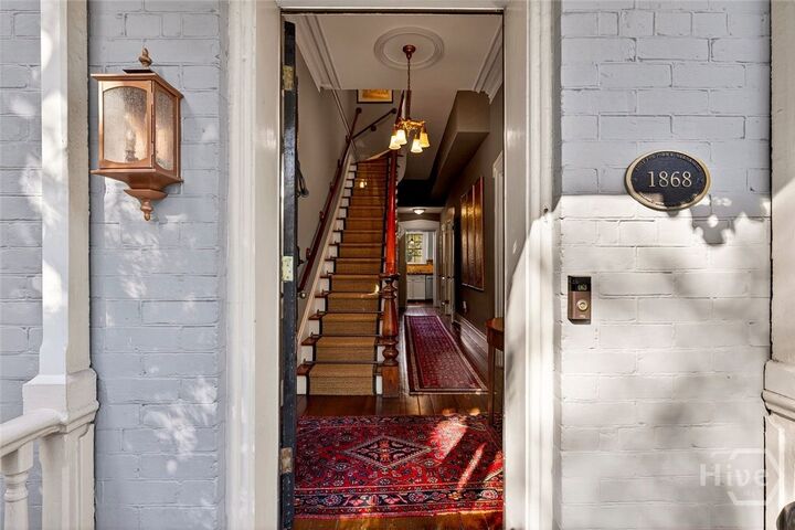 Property Photo: 208 E Liberty Street GA 31401