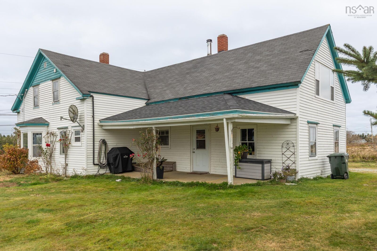 Photo de la propriété:  129 Chebogue Point Road  NS B5A 5E8 