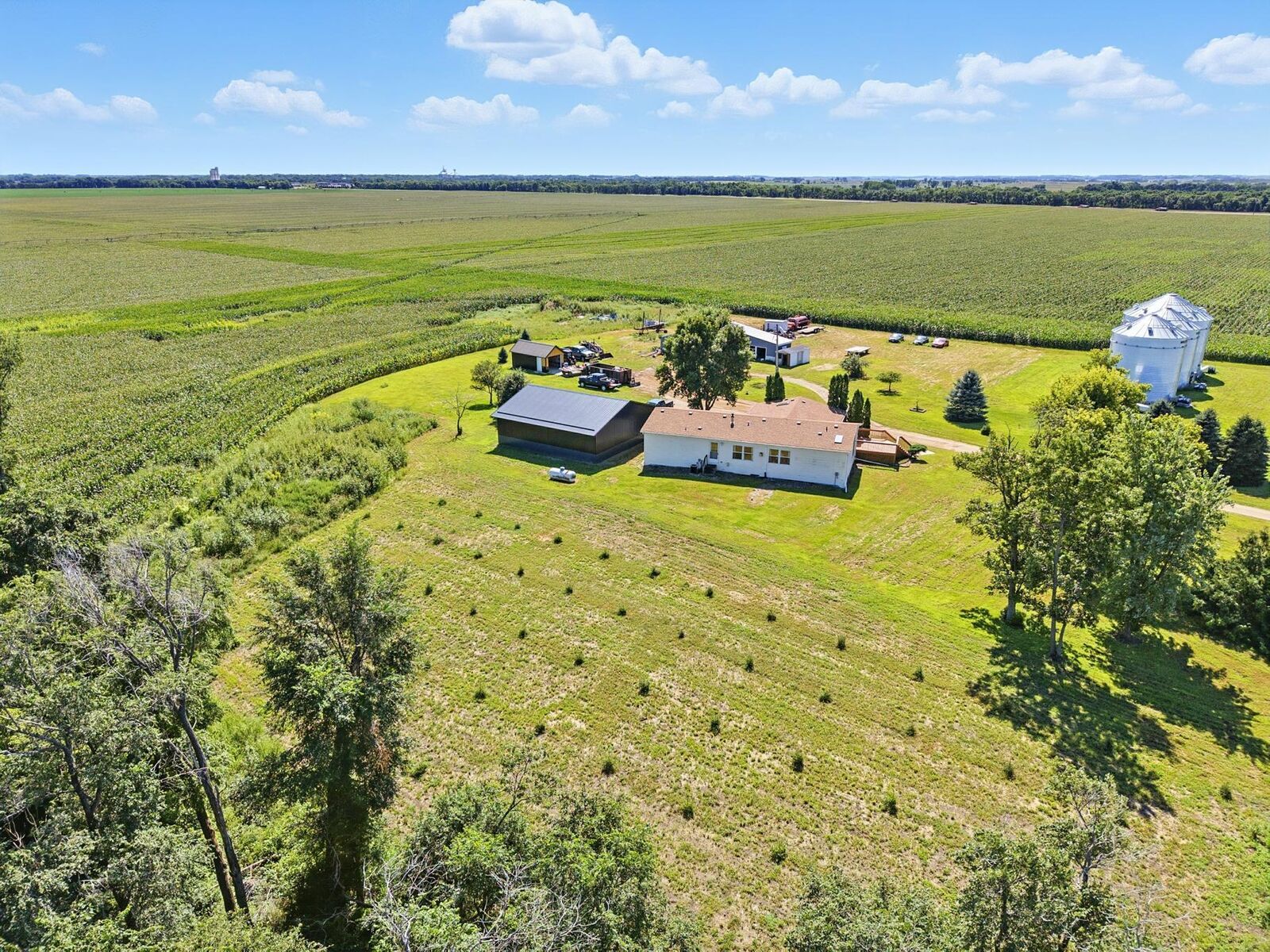 Property Photo:  755 240th Avenue SW  MN 56208