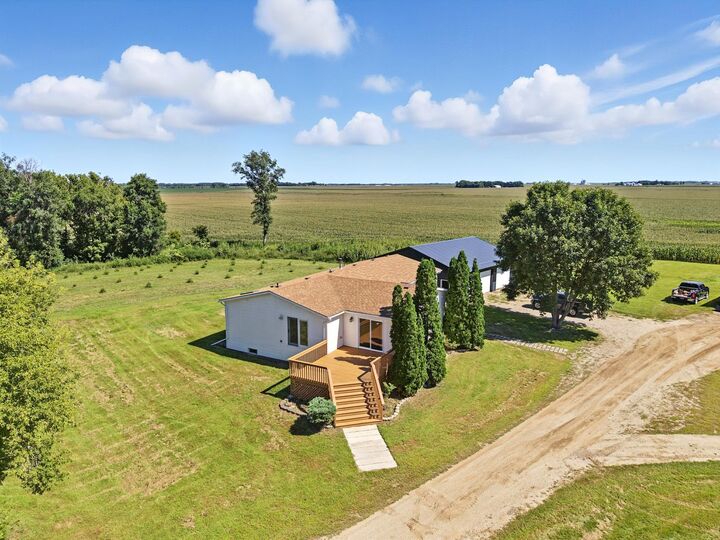 755 240th Avenue SW  Appleton MN 56208 photo