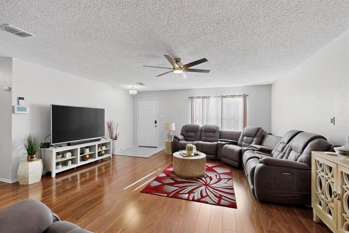 Property Photo:  6027 Susanna Drive  TX 75052 