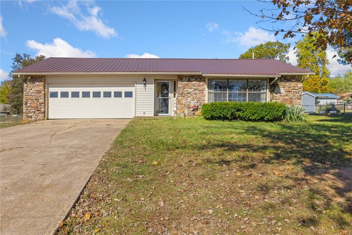 Property Photo: 709 Gipson Road AR 72601