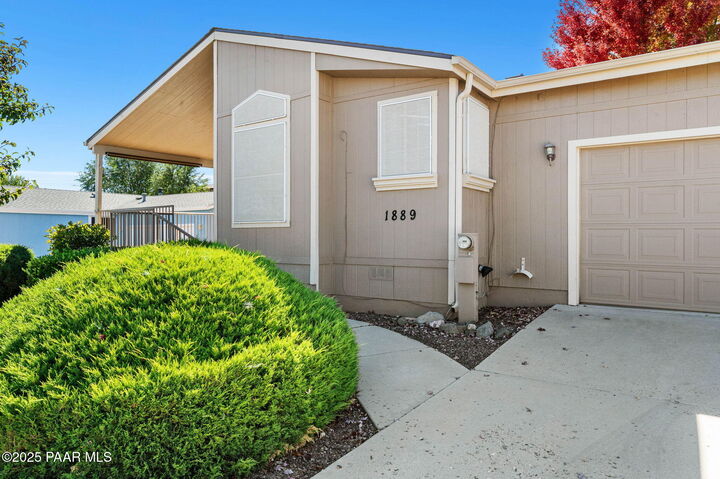 Property Photo: 1889 Sarafina Drive AZ 86301