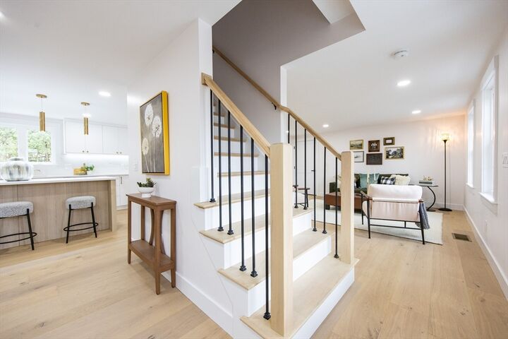 Property Photo: 8 Vassar Dr MA 01757