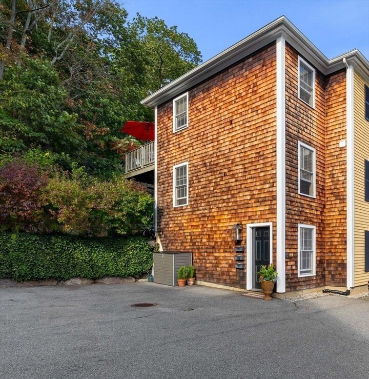 Property Photo:  28 Elm Street 3  MA 01944 