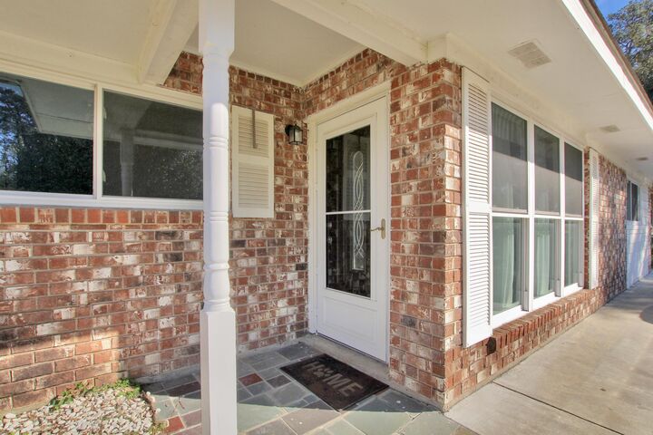 Property Photo:  121 Powell Dr  LA 71446