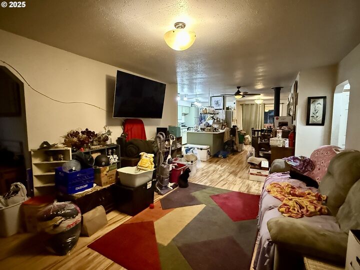 Property Photo: 1470 Waite St OR 97402