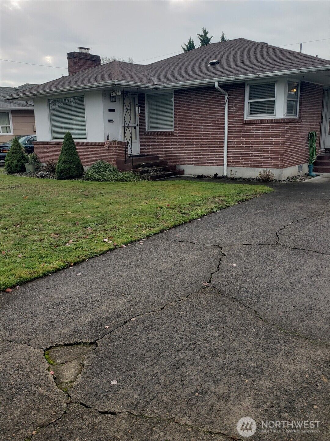 Property Photo: 2763 Maryland Street WA 98632