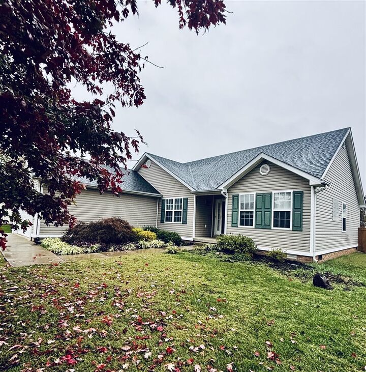 Property Photo:  1552 Trillium Lane  KY 42103 