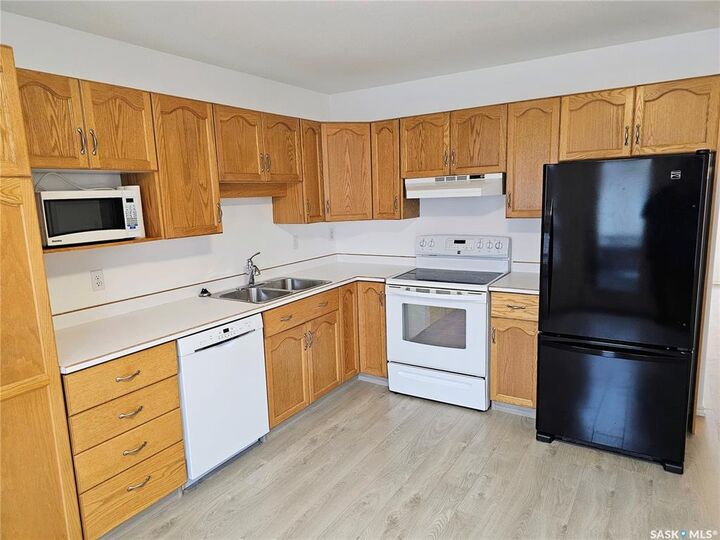 Property Photo:  320 Heritage Crescent 126  SK S7H 5P4 