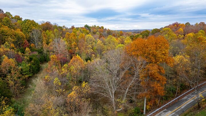 Property Photo: 1390 Orchard Hill Road OH 45631