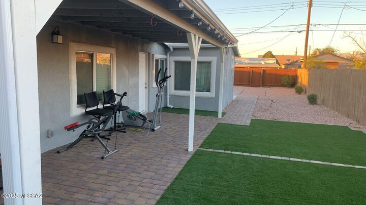 331 E 35th Street  Tucson AZ 85713 photo