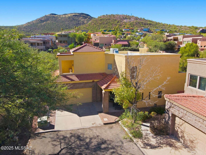 Property Photo: 508 S Stephanie Loop AZ 85745