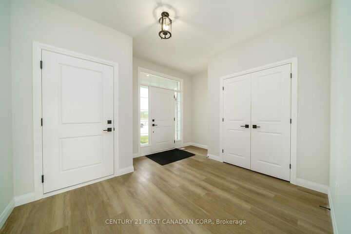 Photo de la propriété: 6 Sheldabren Street ON N0M 1A0