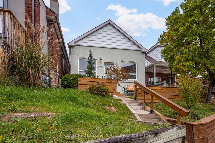 Property Photo:  379 Silverthorn Avenue  ON M6M 3H1