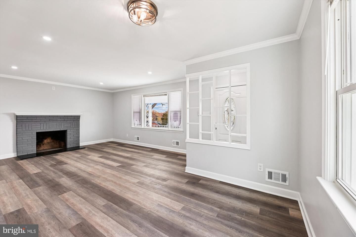 Property Photo: 2016 Belfast Drive MD 20744