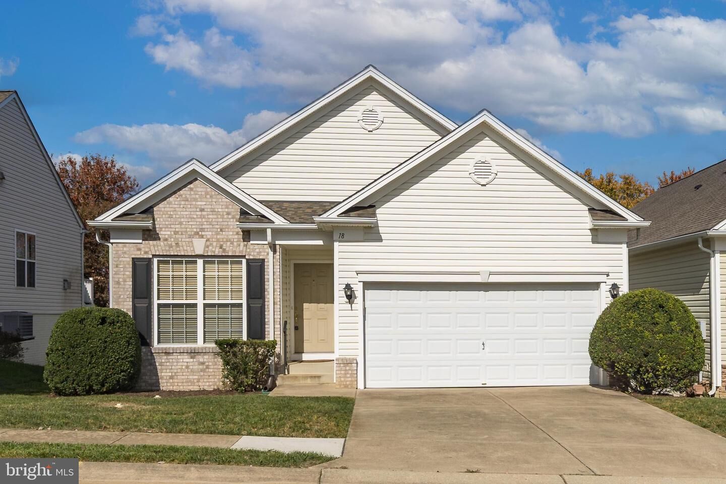 Property Photo:  18 Chantilly Place  VA 22406 