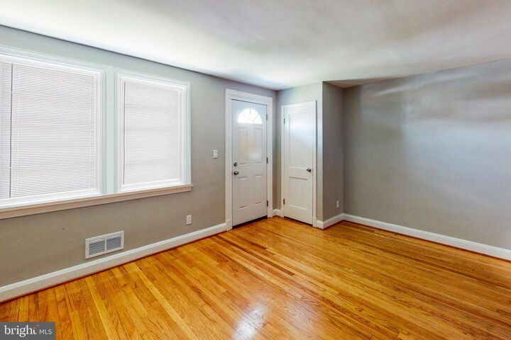 Property Photo: 3920 Lyndale Avenue MD 21213