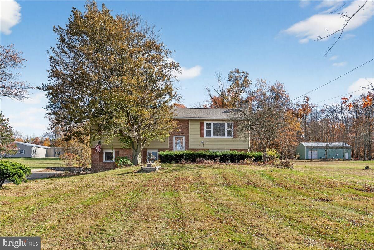 Property Photo:  161 Maple Avenue  PA 18917 