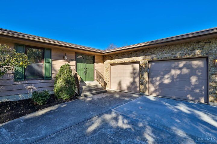 Property Photo: 7889 Ironwood Way OH 45069