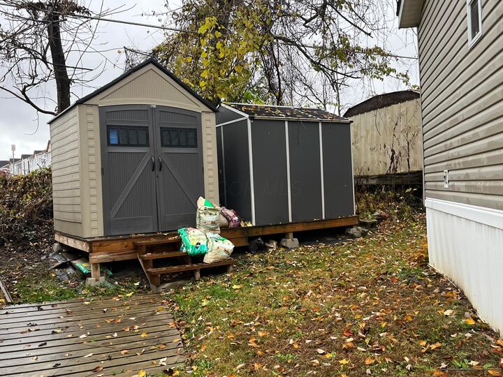 Property Photo:  156 Cambridge Court  OH 43068 