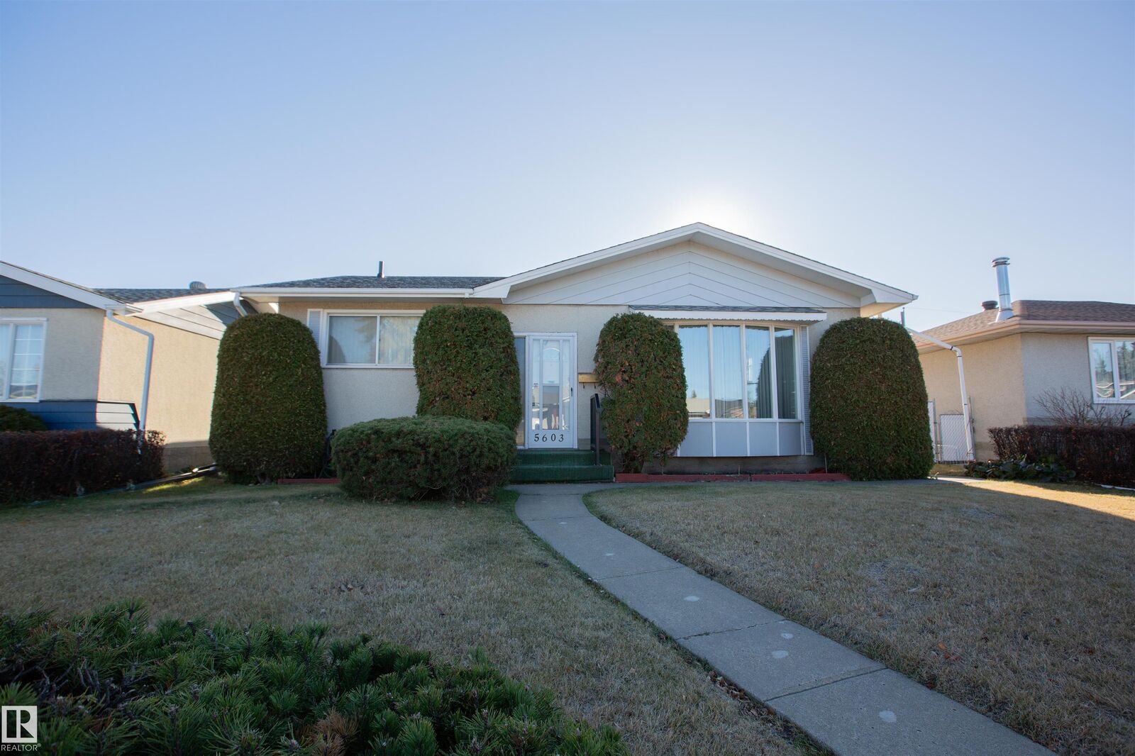 Property Photo: 5603 92 Avenue NW AB T6B 0S2
