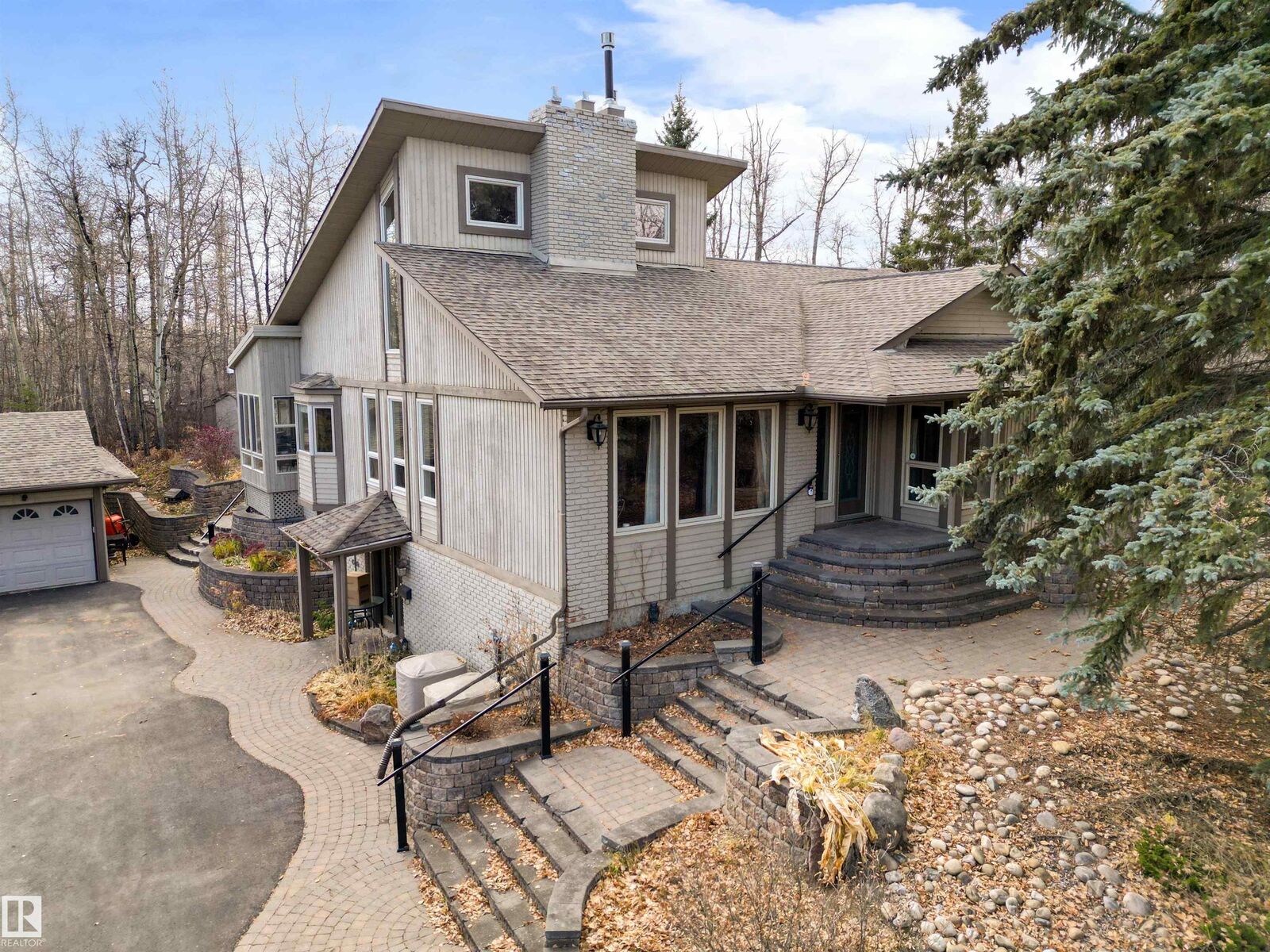 Photo de la propriété: 23248 Twp Road 522 385 AB T8B 1H5