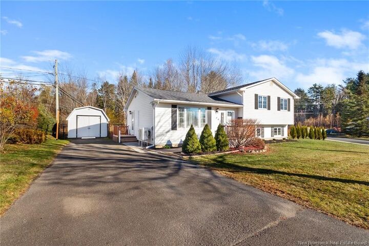 Photo de la propriété: 202 Crocket Street NB E3A 5S5