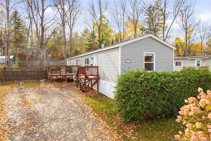 312 Governor Lane  Fredericton NB E3B 7K9 photo