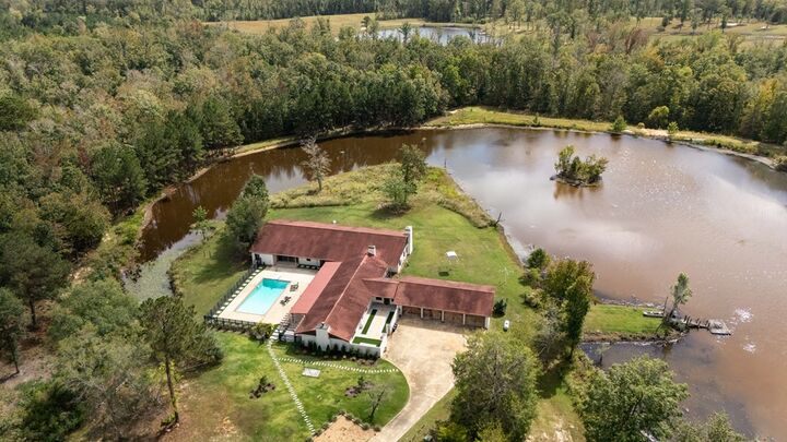 Property Photo: 1229 Pierce Road GA 31831