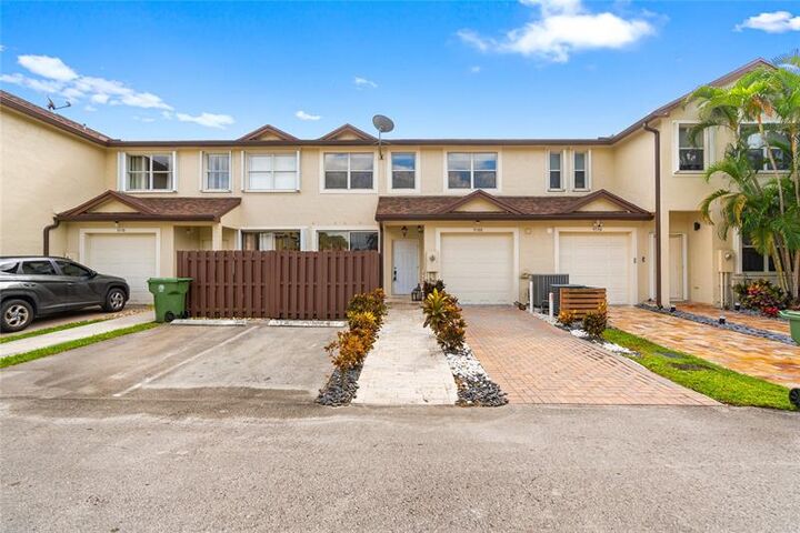 9580 SW 2nd Ct 9580  Pembroke Pines FL 33025 photo