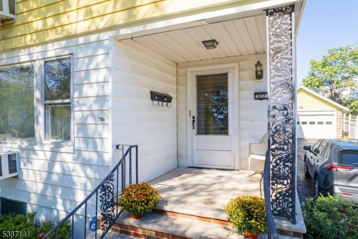 Property Photo: 322 Willow Ave NJ 07027